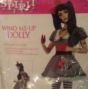 Spirit "Wind-Me-Up Dolly!! Sz small (4-6)